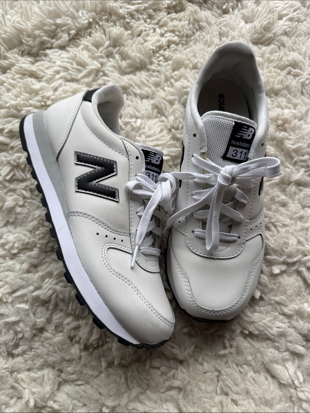 New Balance 311